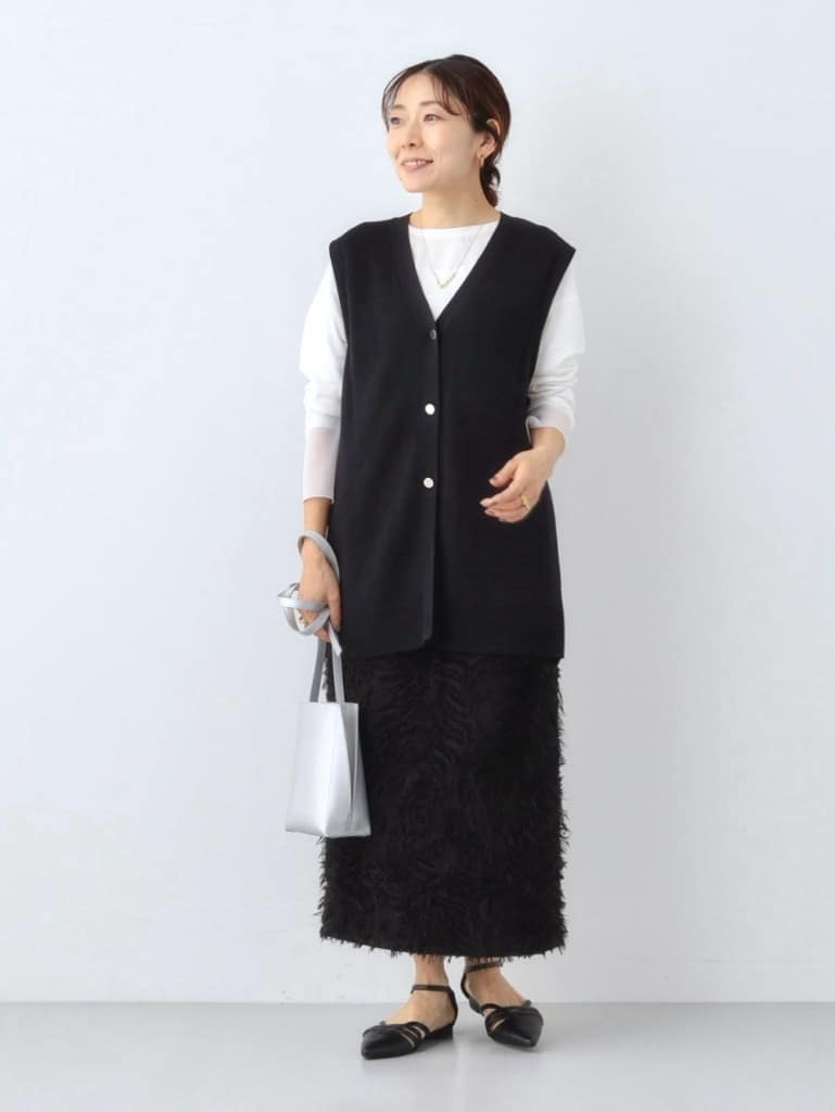 YUさんの「INDIVI｜◆【洗える】袖＆裾 シアーデザイントップス」を使ったコーディネート