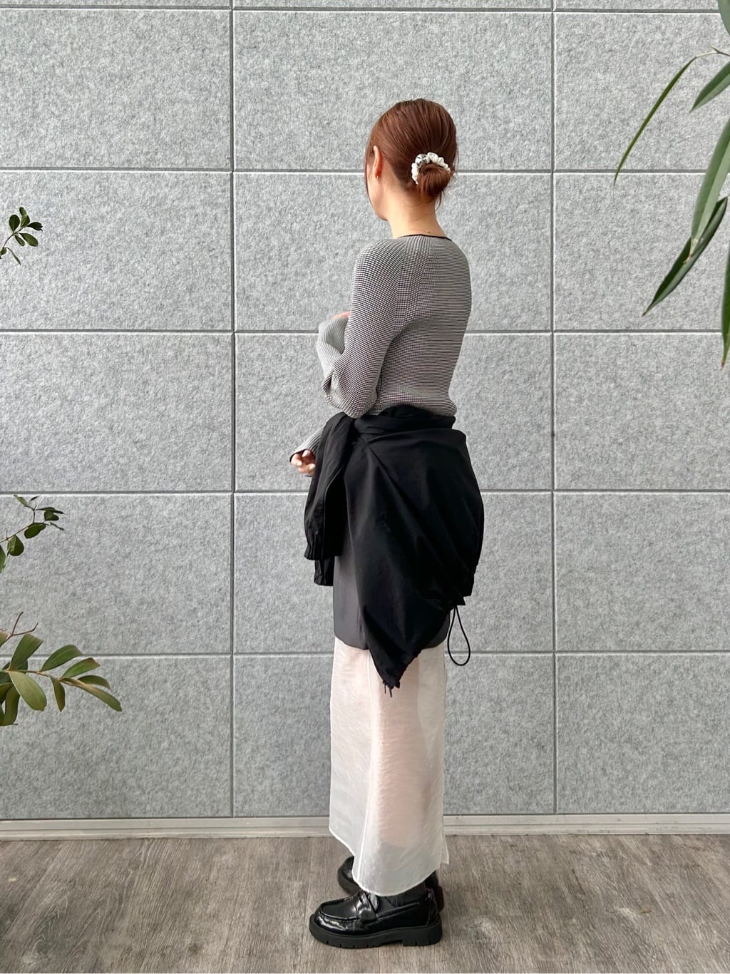 harunaさんの「CODE A｜reversible sheer skirt」を使ったコーディネート