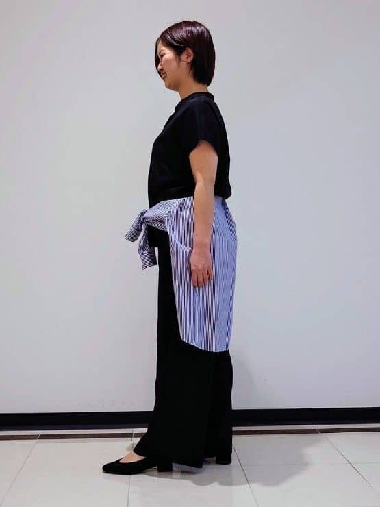 gissyさんの「INDIVI｜【褒められパンツ／洗える／ウエストゴム】ワイドタックパンツ」を使ったコーディネート