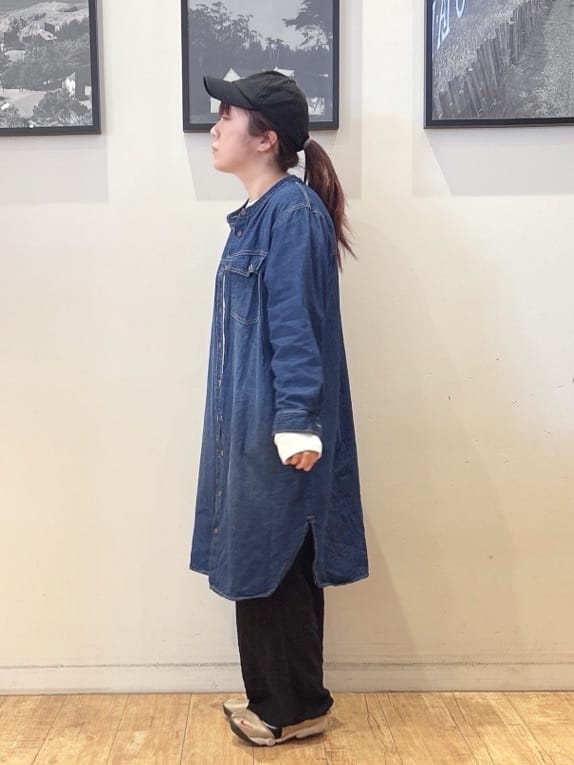 まっつんさんの「SHOO･LA･RUE｜◆【洗える/S-LL】選べる3柄 グラフィックスウェット」を使ったコーディネート