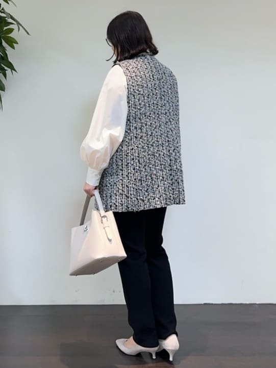 Asamiさんの「UNTITLED｜◆【通勤スーツ】タックテーパードパンツ」を使ったコーディネート