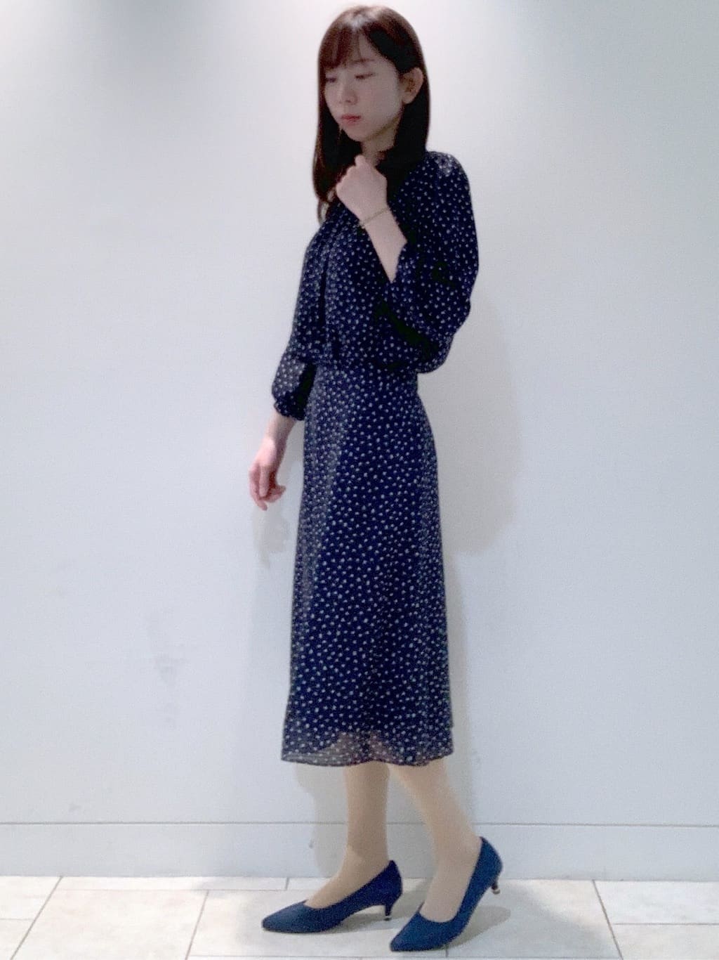 ヤマグチさんの「Reflect｜◆【マシンウォッシュ可／セットアップ可能】コツキ柄プリントブラウス」を使ったコーディネート