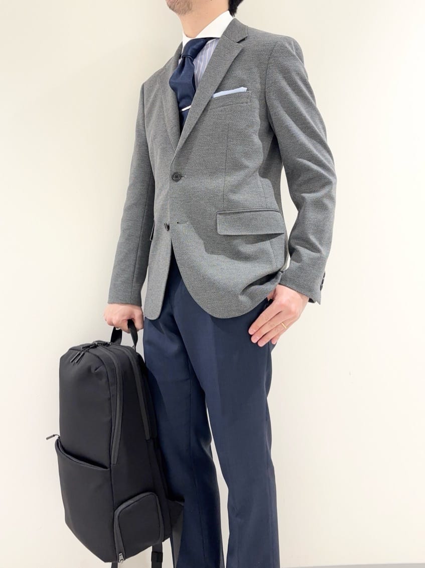 及川さんの「TAKEO KIKUCHI｜コインローファー」を使ったコーディネート