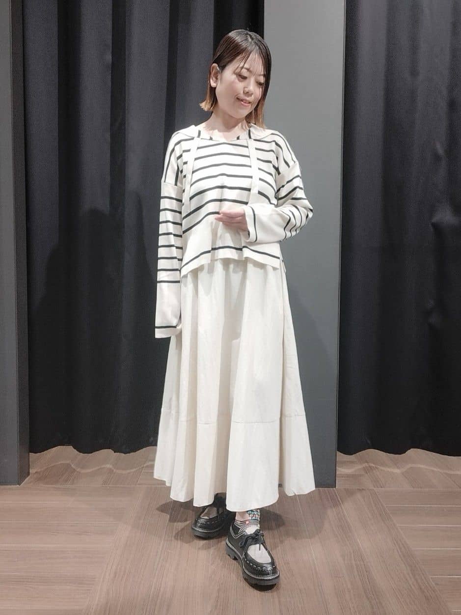 naoさんの「THE SHOP TK｜◆パナマメッシュジャケット」を使ったコーディネート