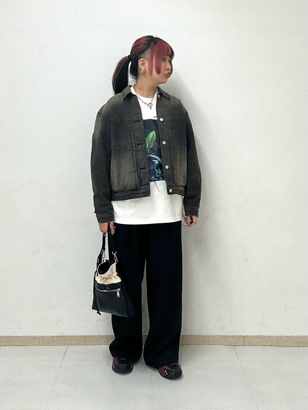 MANAさんの「tk.TAKEO KIKUCHI｜◆バレルシルエットスラックス」を使ったコーディネート
