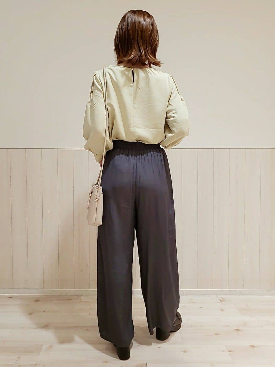 Riさんの「SHOO･LA･RUE｜」を使ったコーディネート