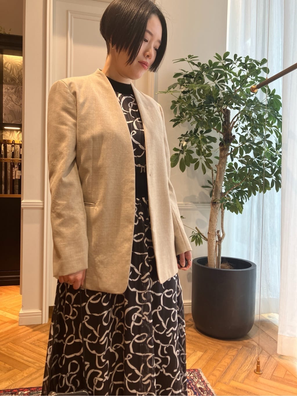 konominさんの「DRESSTERIOR｜【ウォッシャブル】テーパードコンフォートデニム」を使ったコーディネート