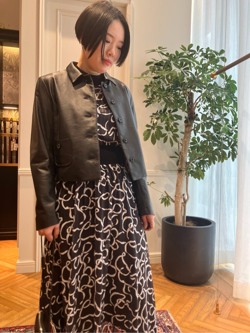 konominさんの「DRESSTERIOR｜【ウォッシャブル】テーパードコンフォートデニム」を使ったコーディネート
