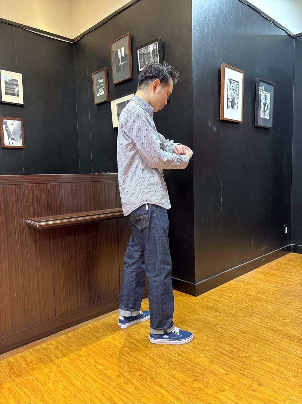KEIさんの「TAKEO KIKUCHI｜ハットモチーフ ジャカード ストライプ シャツ」を使ったコーディネート
