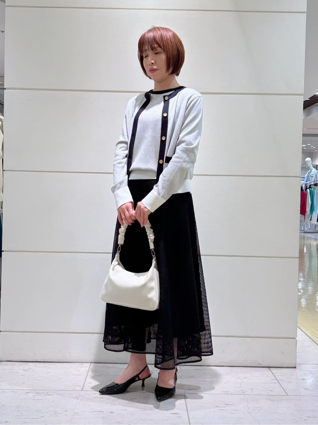 Satoさんの「UNTITLED｜◆【配色カラー/アンサンブル可能】きれいめ七分袖ニット」を使ったコーディネート