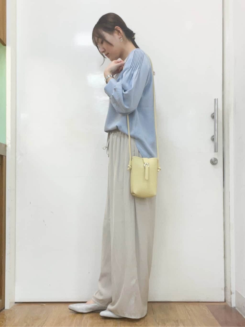 sakiさんの「SHOO･LA･RUE｜◆ストレッチアーモンドトゥパンプス」を使ったコーディネート
