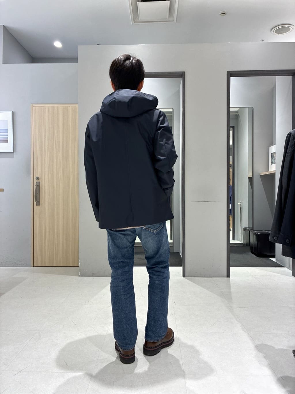 わいずみさんの「TAKEO KIKUCHI｜ハットモチーフ ジャカード ストライプ シャツ」を使ったコーディネート
