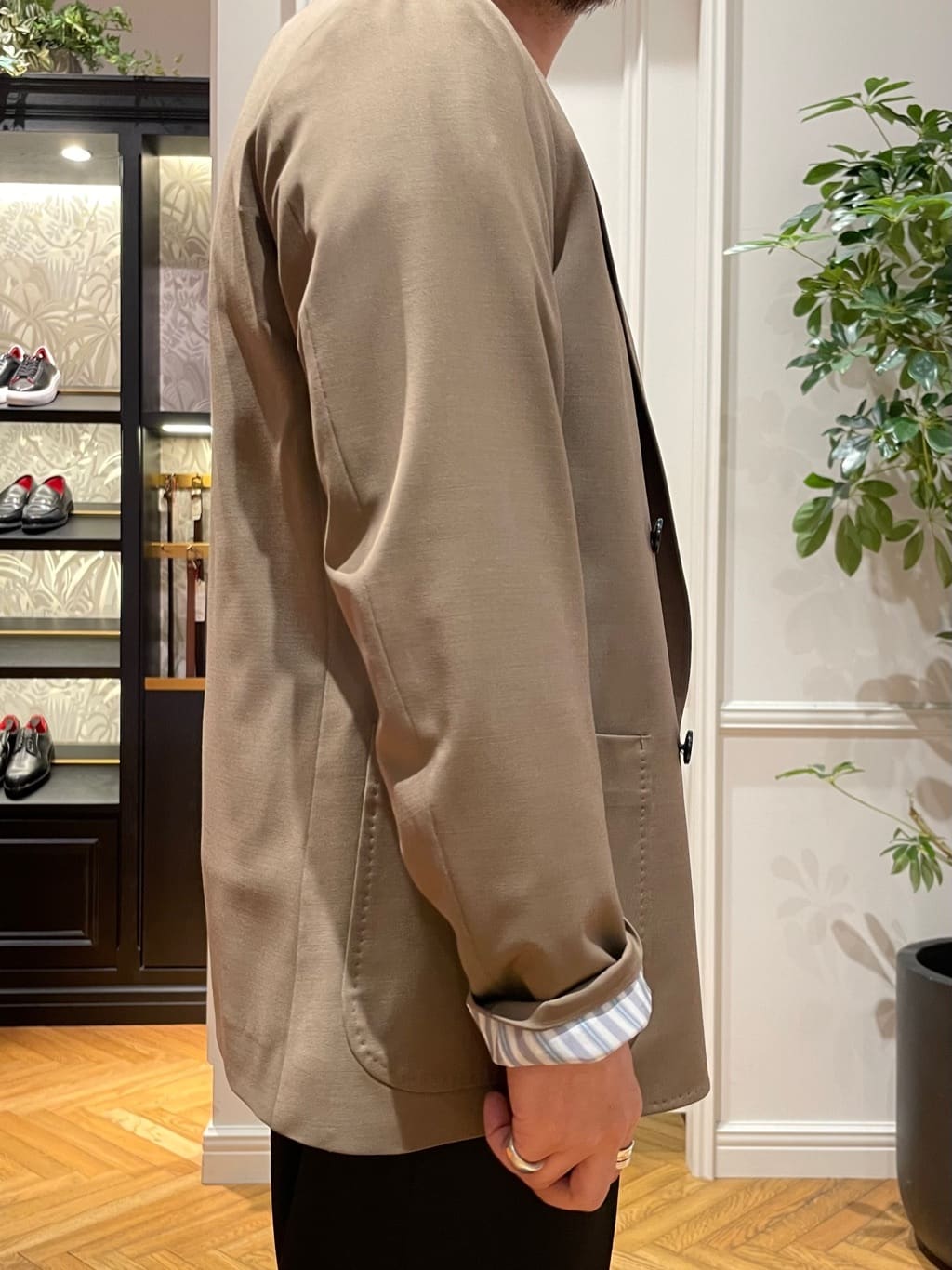 鶴田大士さんの「DRESSTERIOR｜【撥水加工/Safari5月号掲載】ローファー」を使ったコーディネート