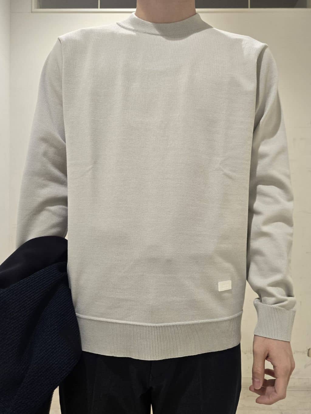 白木駆さんの「TAKEO KIKUCHI｜【360&deg;ストレッチ／セットアップ対応】None Of Stress パンツ」を使ったコーディネート