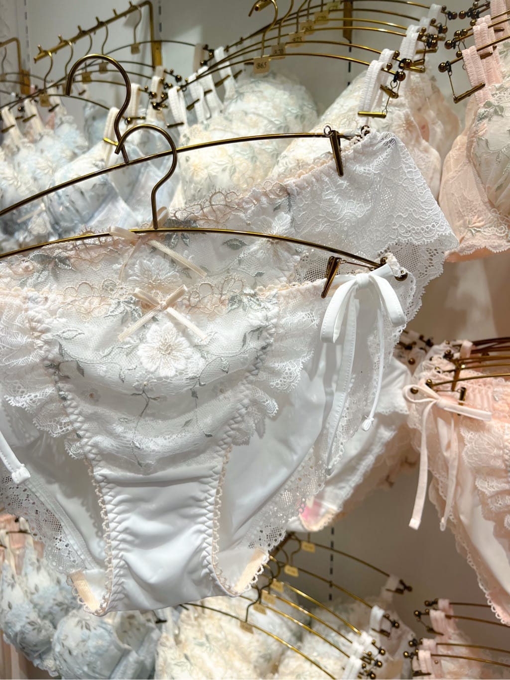 Hisaeさんの「Risa Magli｜シュクリエ ブラジャー（E-F）」を使ったコーディネート