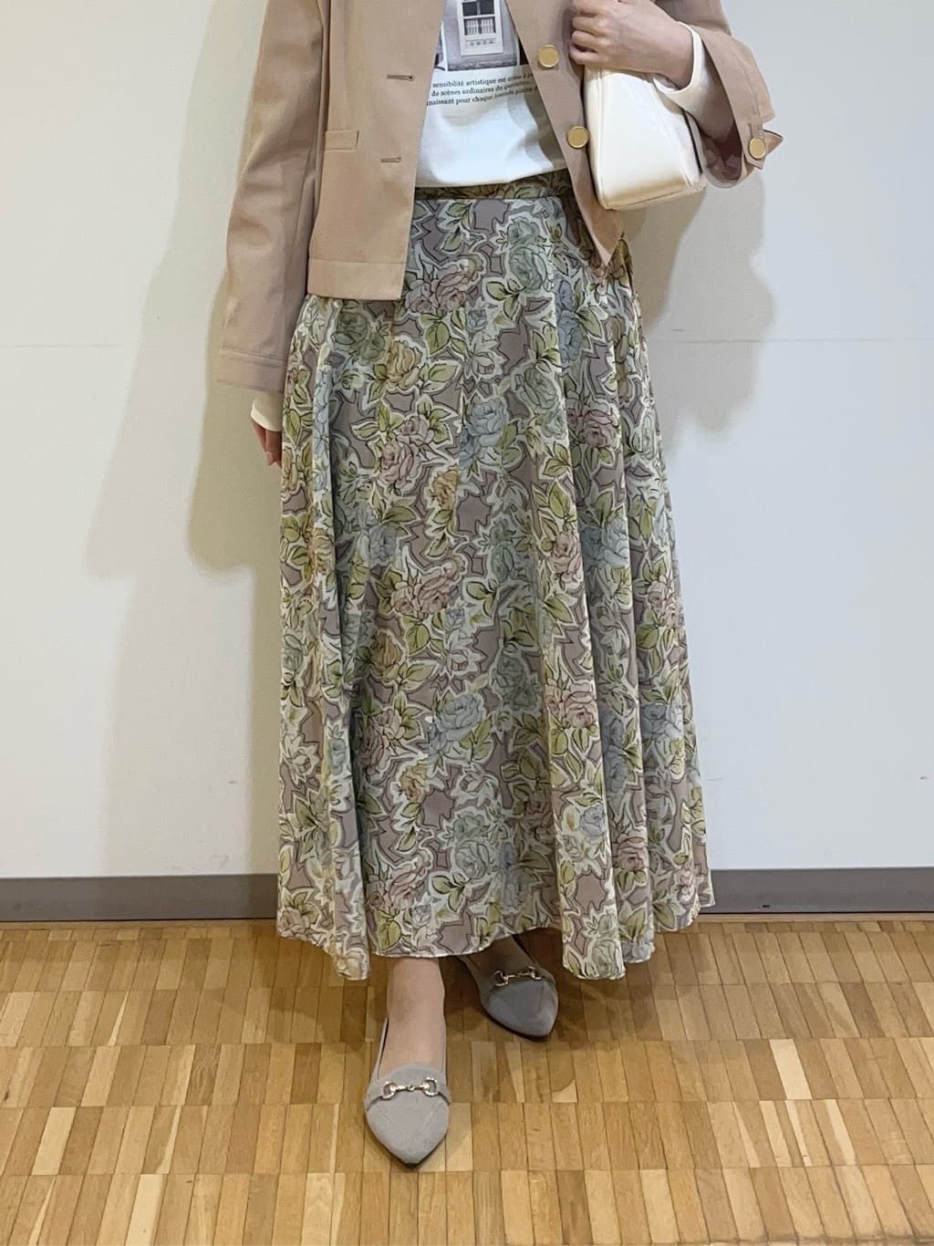 アイナさんの「UNTITLED｜」を使ったコーディネート