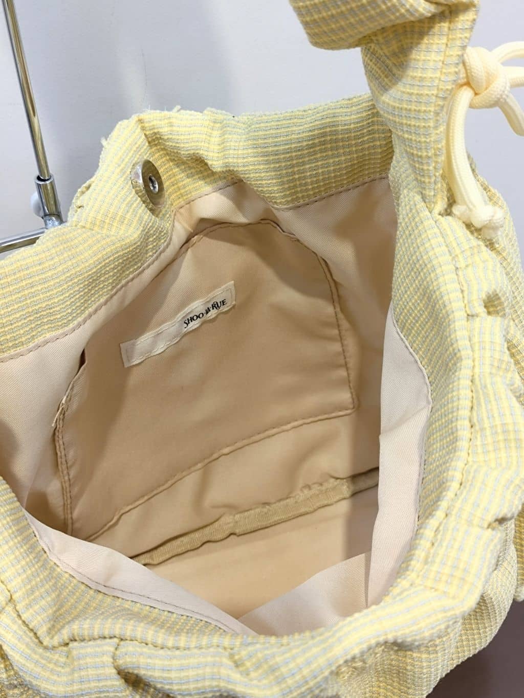 yuzuyamamaさんの「SHOO･LA･RUE｜◆【UVカット】前下がりシルエットハット【サイズ調整／あご紐付き】」を使ったコーディネート
