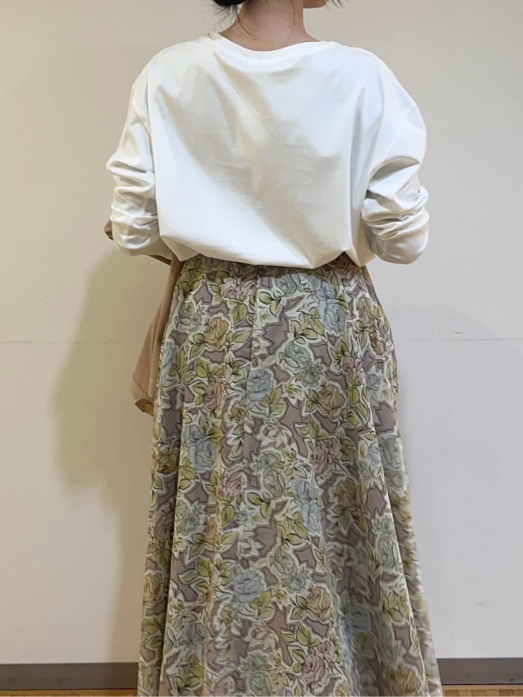 アイナさんの「UNTITLED｜」を使ったコーディネート