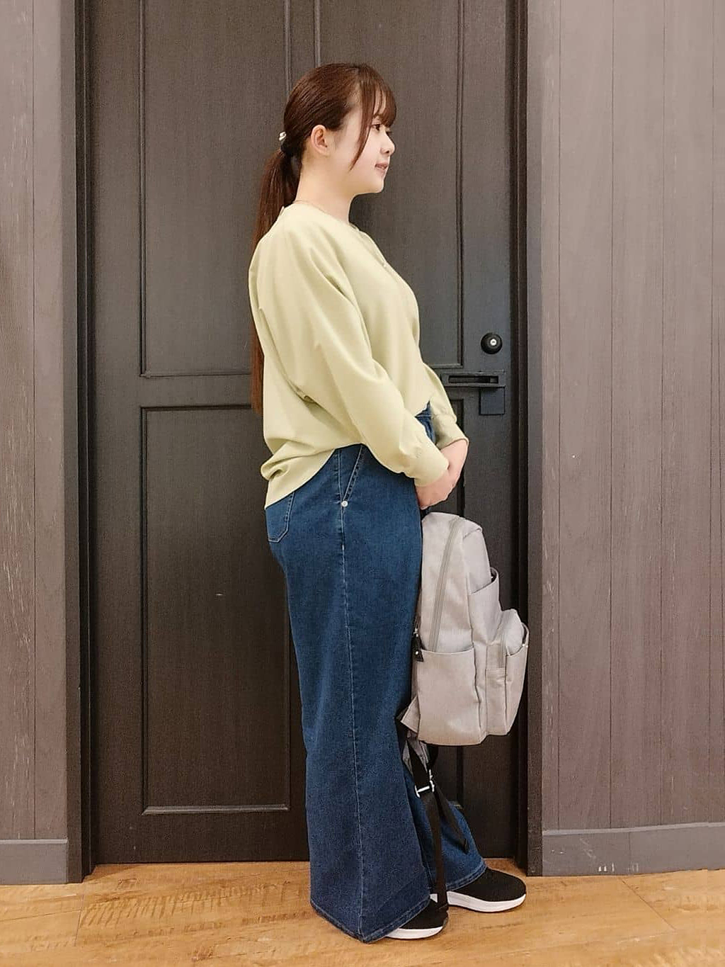 mさんの「SHOO･LA･RUE｜◆【撥水／背中ポケット】整理整頓できちゃうリュック」を使ったコーディネート