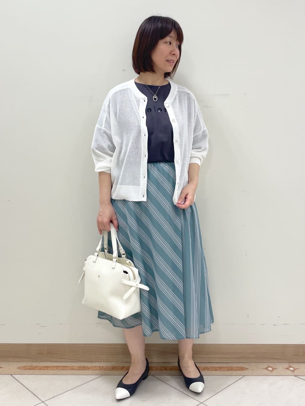 hanaさんの「Reflect｜◆【E‐QUALITY／手洗い可】ドライタッチカーディガン」を使ったコーディネート