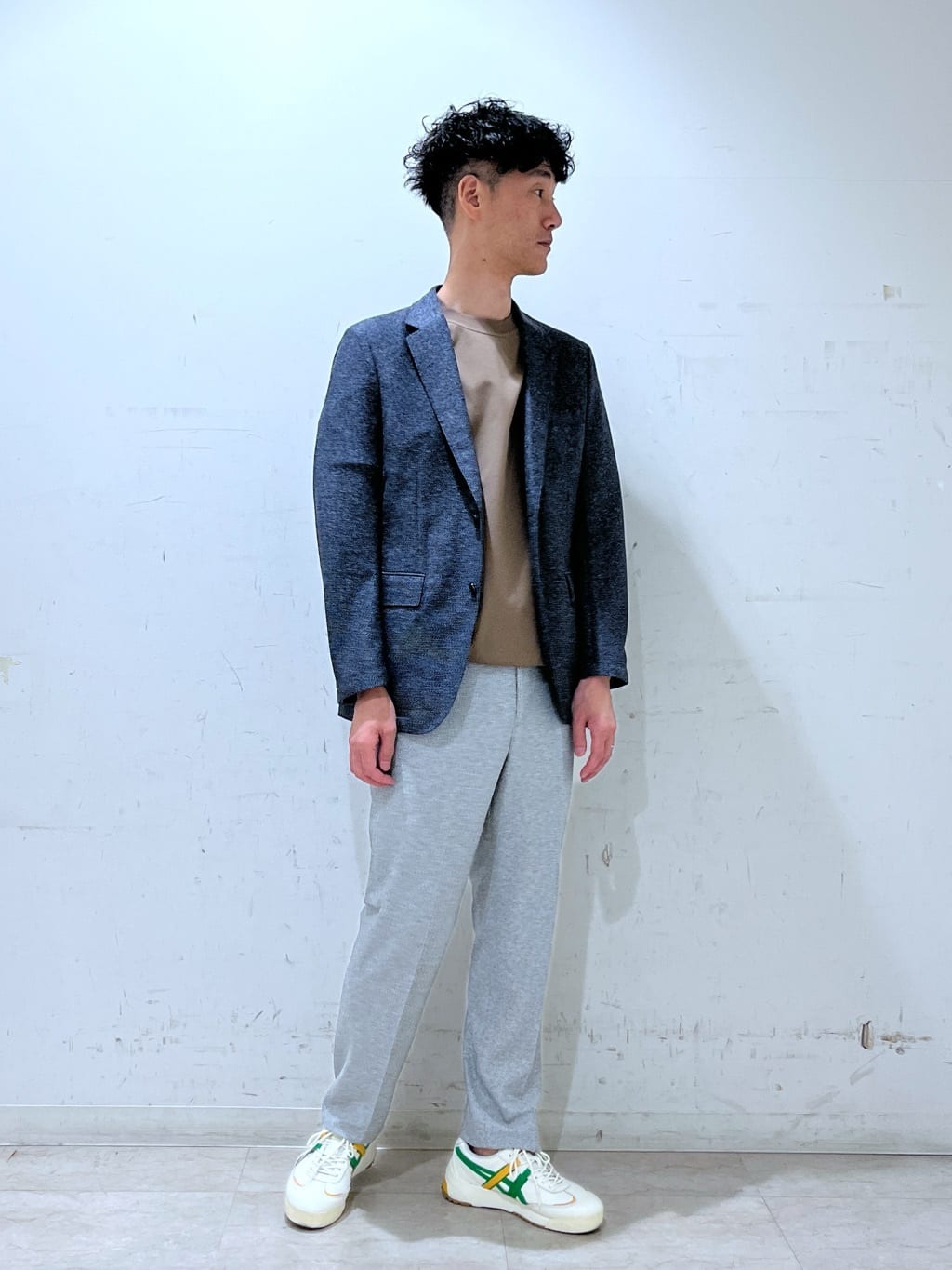 mutoさんの「TAKEO KIKUCHI｜【抗菌防臭／5サイズ展開】ハイゲージポンチ Tシャツ」を使ったコーディネート