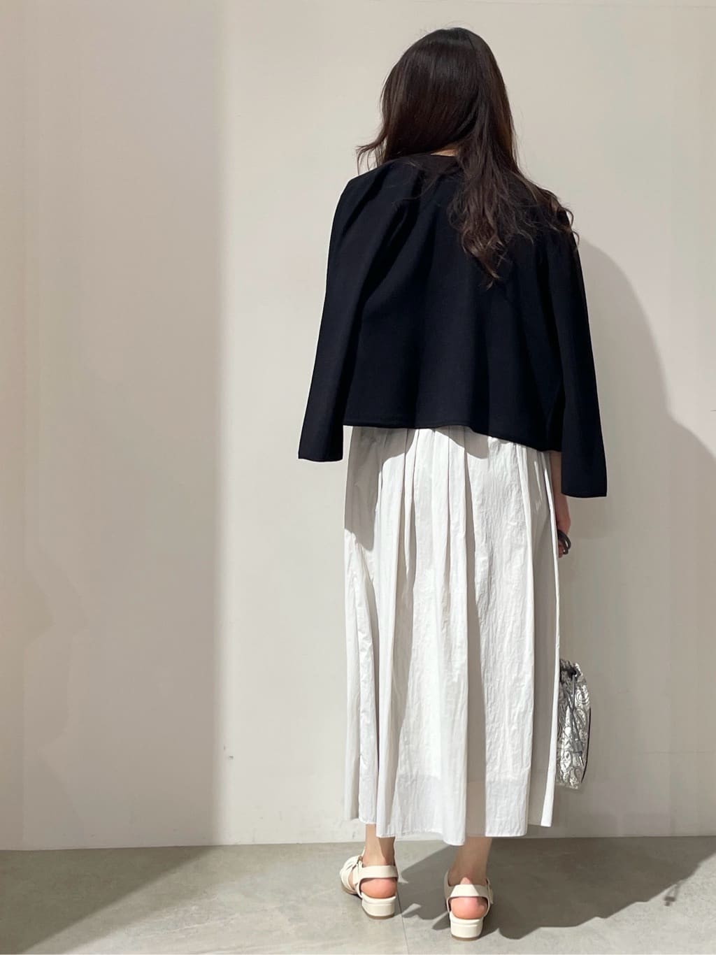 kanahoさんの「OPAQUE.CLIP｜◆シアーヴィンテージイージーフレアスカート【洗濯機洗い可】」を使ったコーディネート