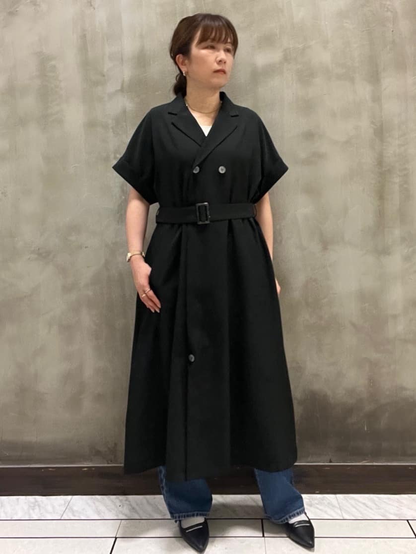 すえさんの「grove｜◆【雑誌掲載】シーズレスで使えるトレンチライク2WAYワンピース」を使ったコーディネート