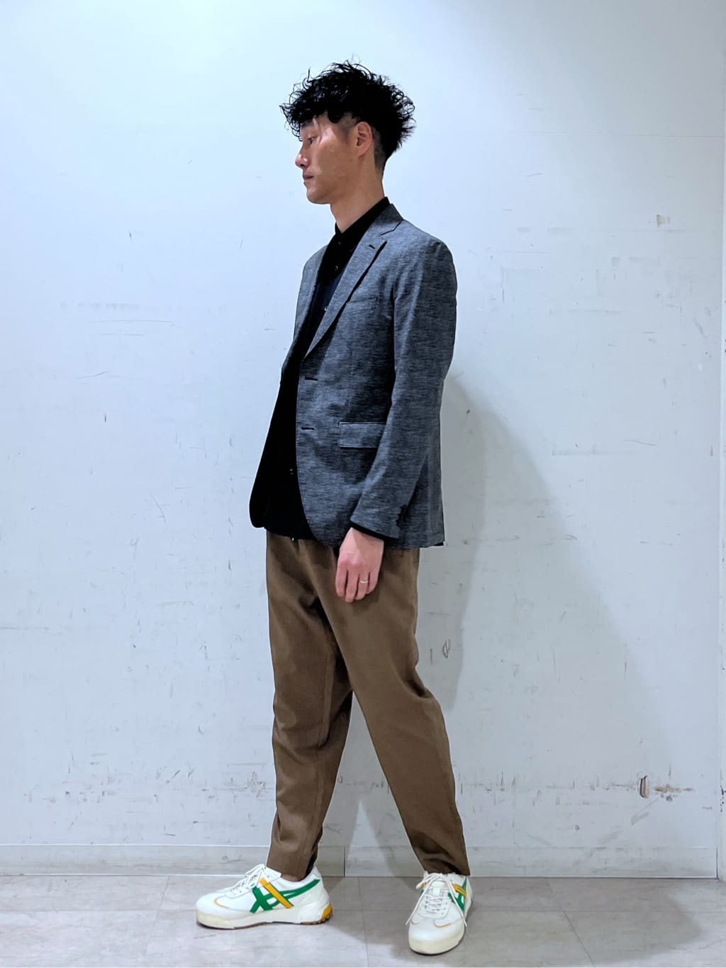 mutoさんの「TAKEO KIKUCHI｜【抗菌防臭】COOL DOTS（R）ドビープリント ジャケット」を使ったコーディネート