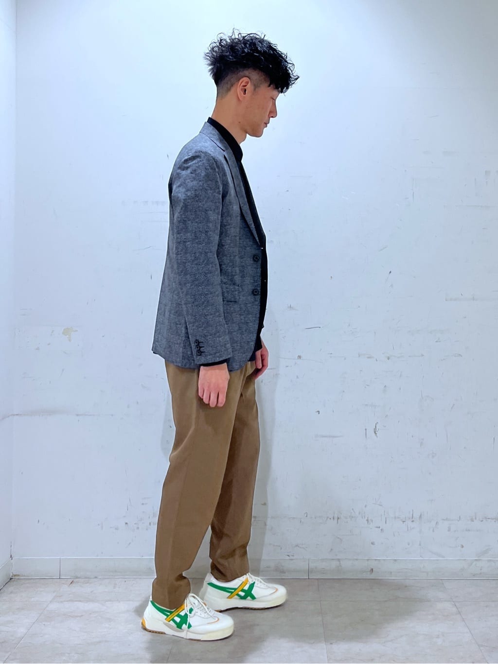 mutoさんの「TAKEO KIKUCHI｜【抗菌防臭】COOL DOTS（R）ドビープリント ジャケット」を使ったコーディネート