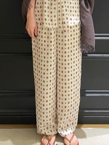 Karinさんの「DRESSTERIOR｜」を使ったコーディネート