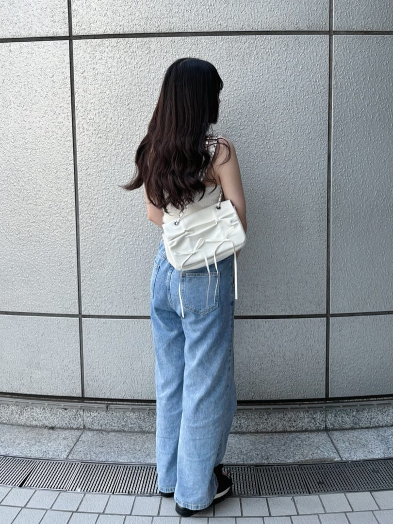 HUANG WEIHSUANさんの「ESPERANZA｜」を使ったコーディネート