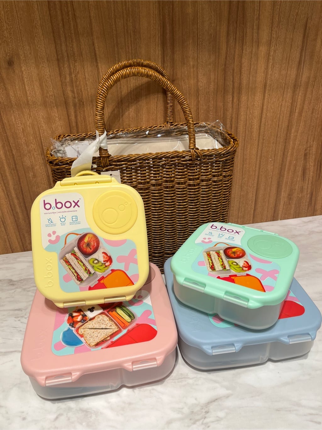 アリオ川口さんの「212 KITCHEN STORE｜」を使ったコーディネート