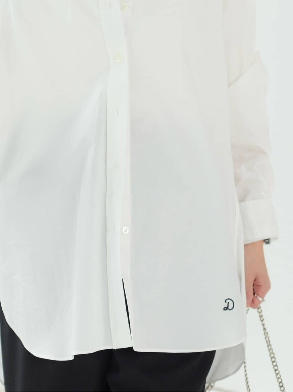 Kishimotoさんの「DRESSTERIOR｜【STORY11月号掲載】レオパードシルクスカーフ」を使ったコーディネート