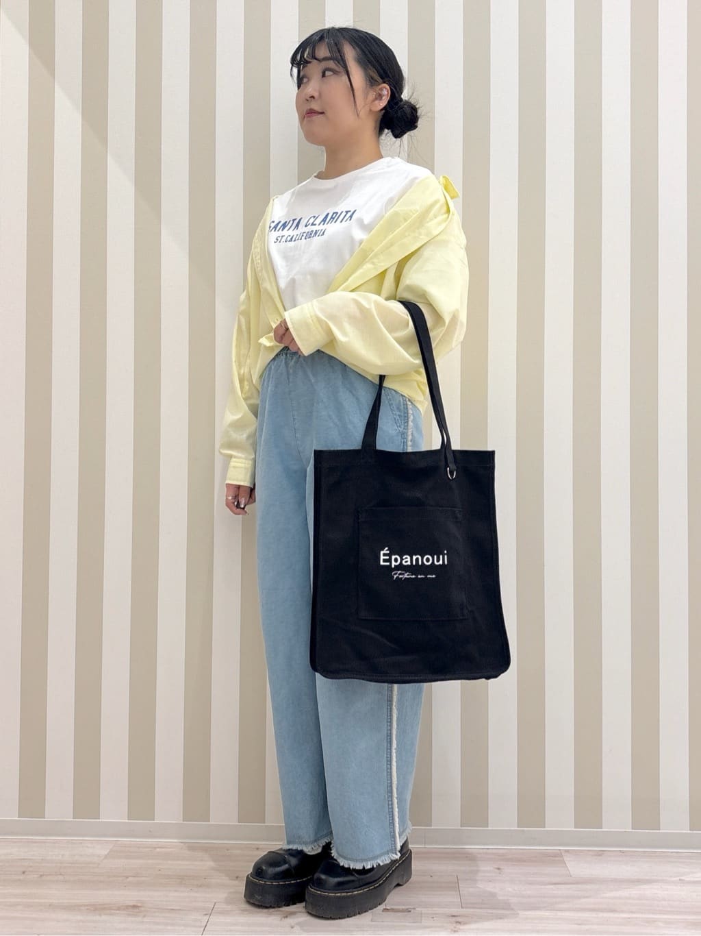 まろんさんの「SHOO･LA･RUE｜◆【洗える/S-LL/UV/吸水速乾】洗濯後しわになりにくいリネンブレンドシャツ」を使ったコーディネート