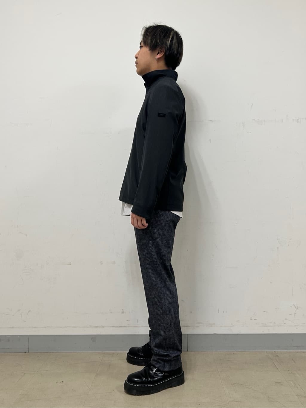 Hiroさんの「TAKEO KIKUCHI｜【抗菌防臭/シーズンレス】シアサッカー ジャージシャツ」を使ったコーディネート
