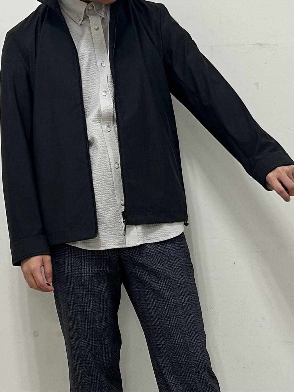 Hiroさんの「TAKEO KIKUCHI｜【抗菌防臭/シーズンレス】シアサッカー ジャージシャツ」を使ったコーディネート