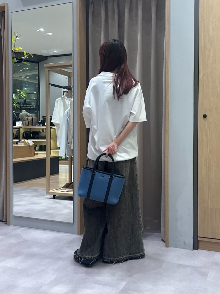 よぴさんの「TAKEO KIKUCHI｜【抗菌防臭／5サイズ展開】ハイゲージポンチ Tシャツ」を使ったコーディネート