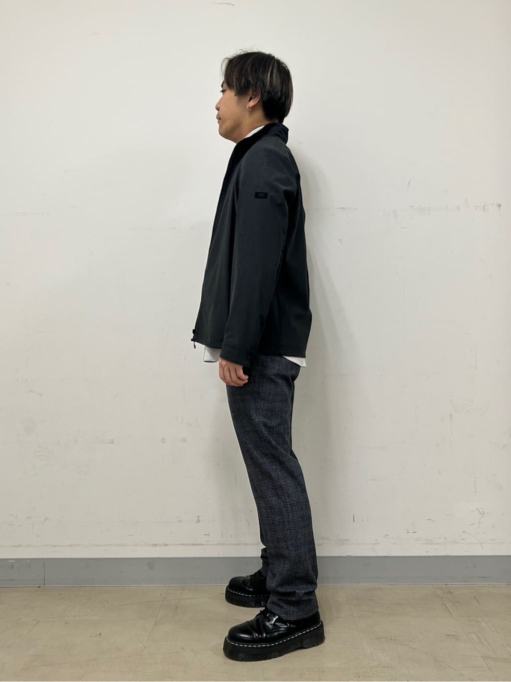 Hiroさんの「TAKEO KIKUCHI｜【抗菌防臭/シーズンレス】シアサッカー ジャージシャツ」を使ったコーディネート