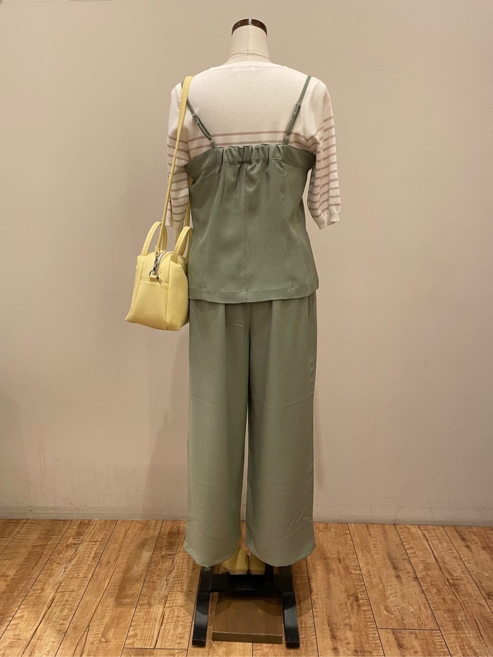 まるよOTさんの「SHOO･LA･RUE｜◆【高レビュー】洗えてサラサラ ニットパンプス」を使ったコーディネート