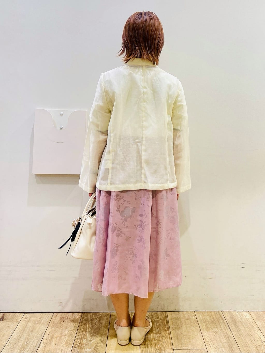 YUKOさんの「index｜麻調シアーダブルブレストテーラードジャケット【洗濯機洗い可】」を使ったコーディネート