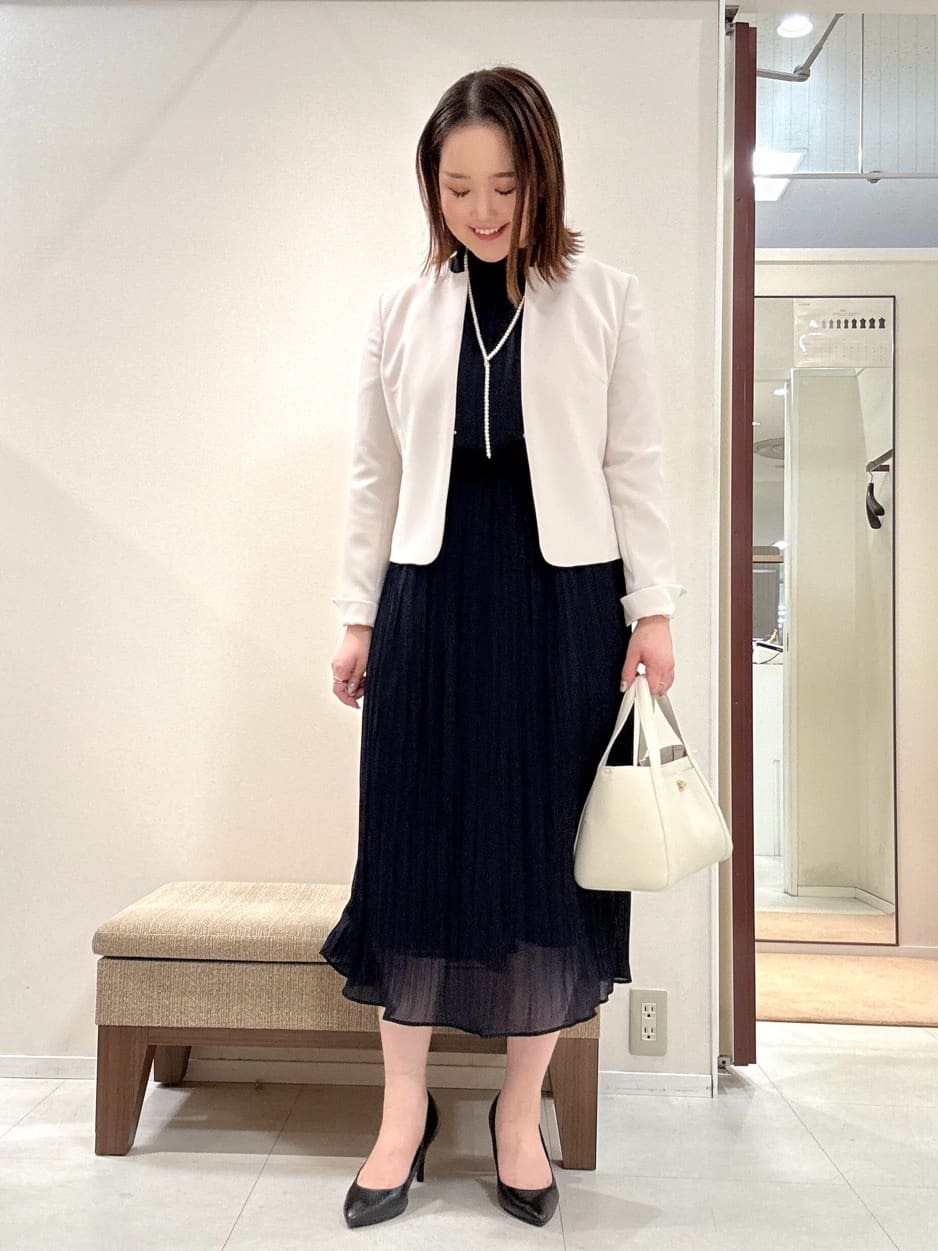 YUIさんの「UNTITLED｜【セレモニー】パール調フリークリップネックレス」を使ったコーディネート