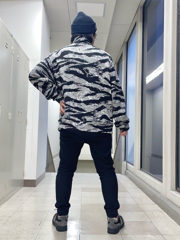 MAKOTO AIさんの「TAKEO KIKUCHI｜ラスタウォーカーニットCAP」を使ったコーディネート