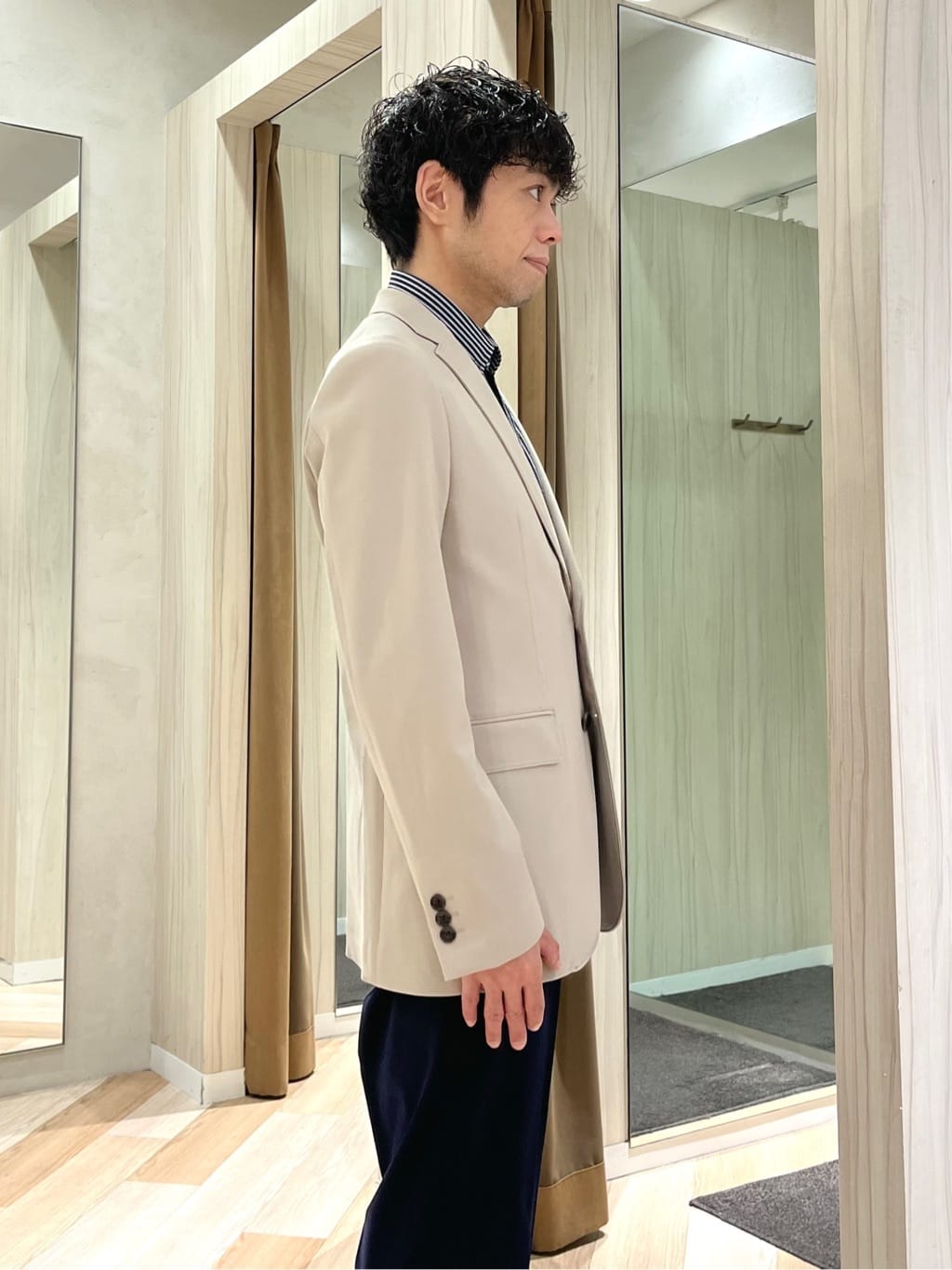 URAさんの「TAKEO KIKUCHI｜【360&deg;ストレッチ／セットアップ対応】None Of Stress ジャケット」を使ったコーディネート