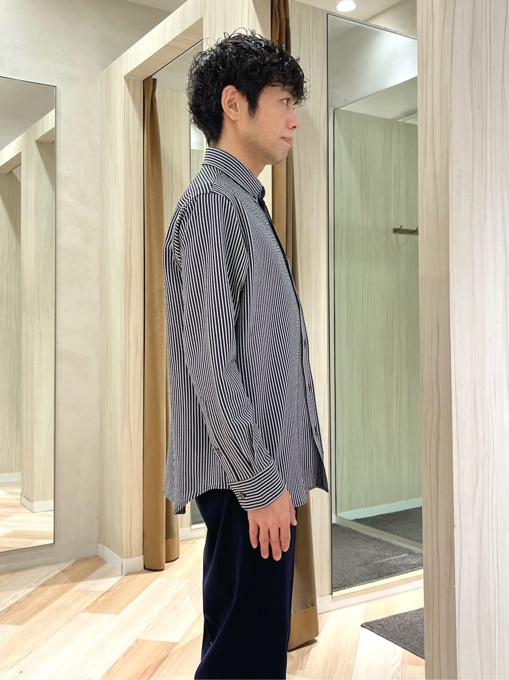 URAさんの「TAKEO KIKUCHI｜【360&deg;ストレッチ／セットアップ対応】None Of Stress ジャケット」を使ったコーディネート
