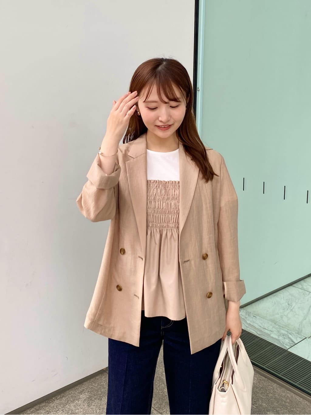 みさかさんの「index｜麻調シアーダブルブレストテーラードジャケット【洗濯機洗い可】」を使ったコーディネート