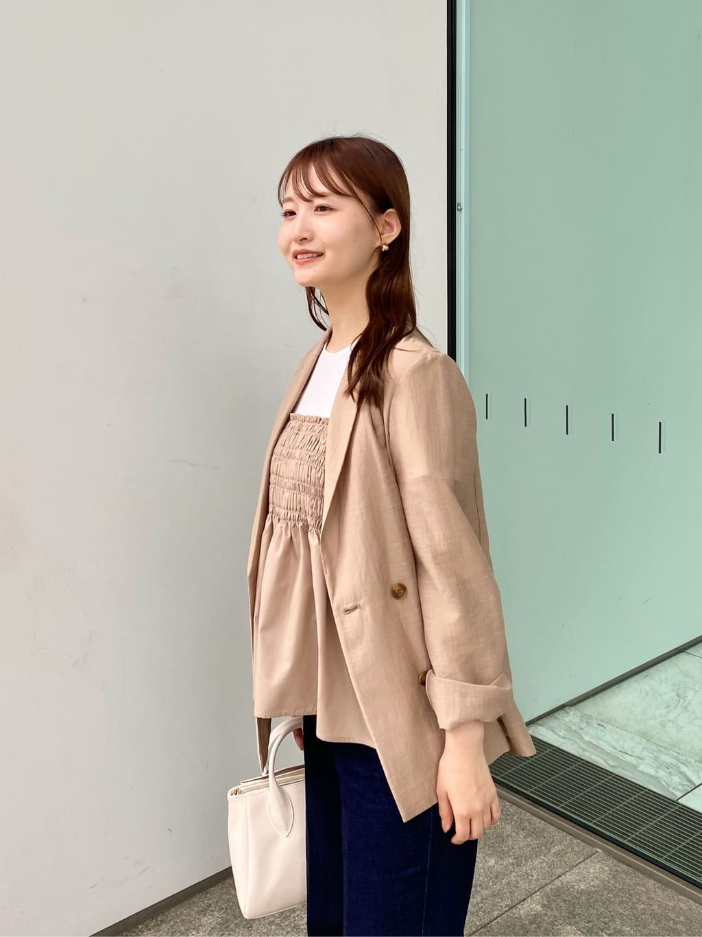 みさかさんの「index｜麻調シアーダブルブレストテーラードジャケット【洗濯機洗い可】」を使ったコーディネート