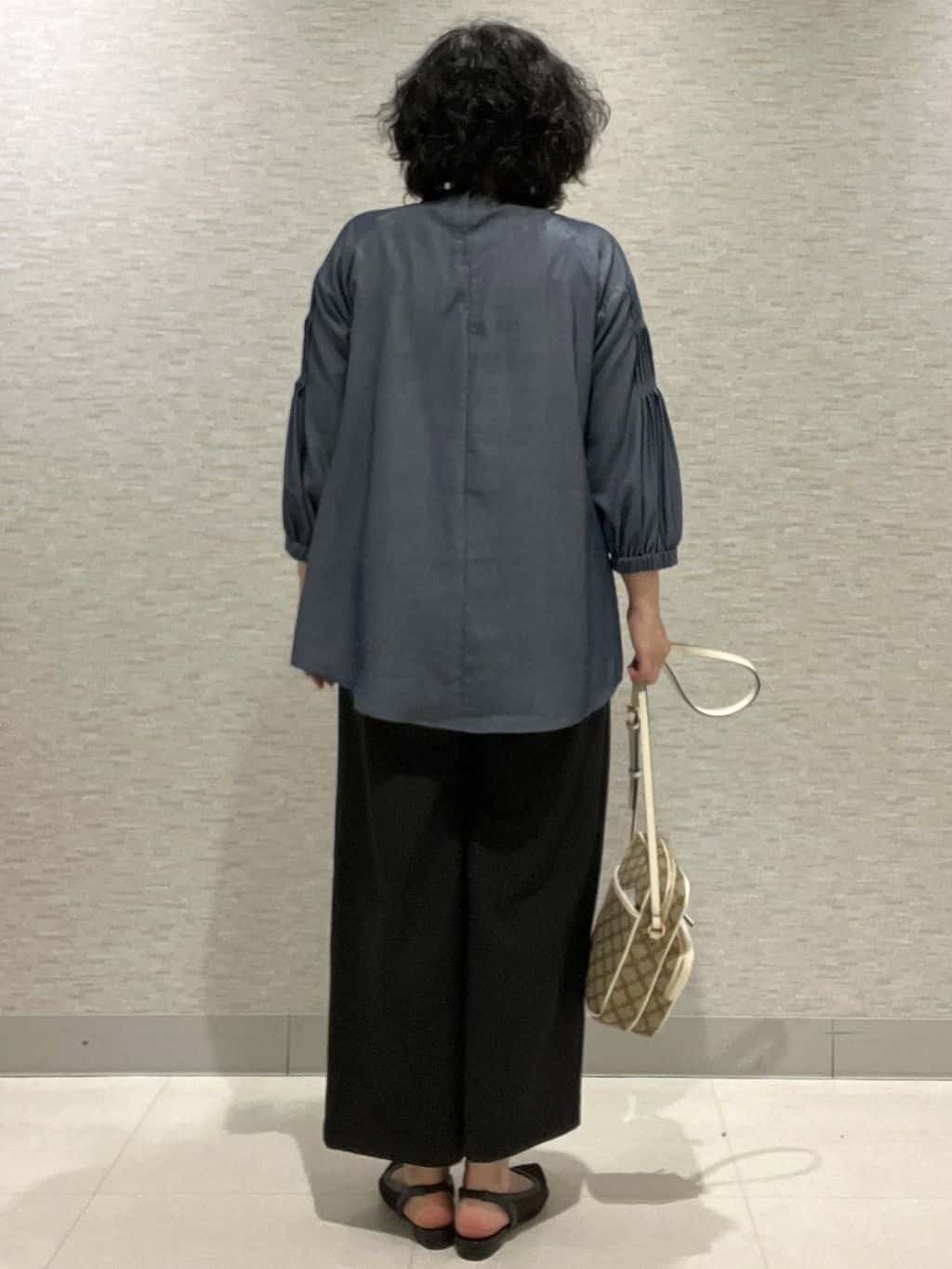 KOJIMAさんの「Reflect｜」を使ったコーディネート