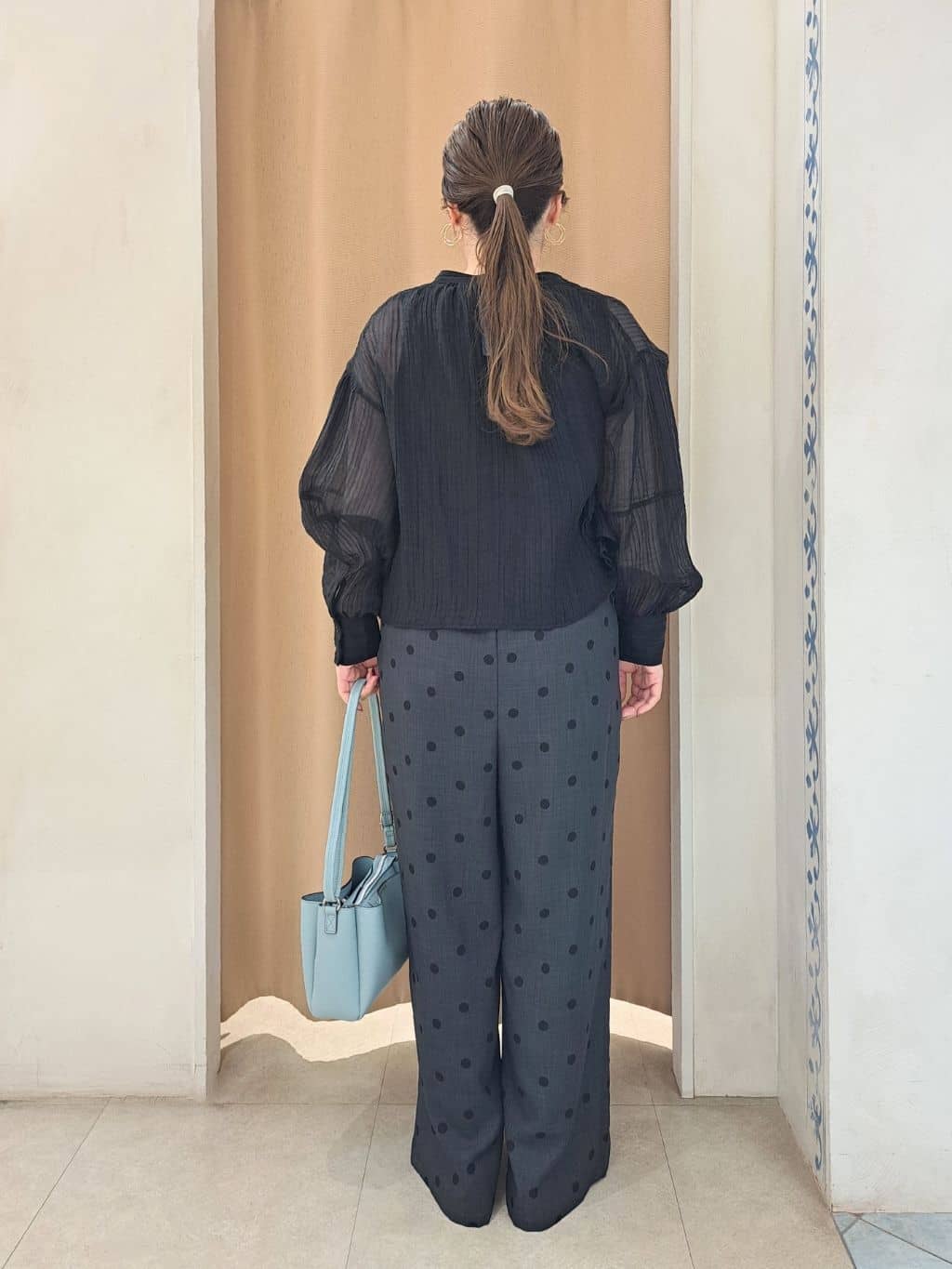 sho*さんの「SHOO･LA･RUE｜◆【洗える/S-LL】シアーネックがこなれ見え リブタンクトップ」を使ったコーディネート