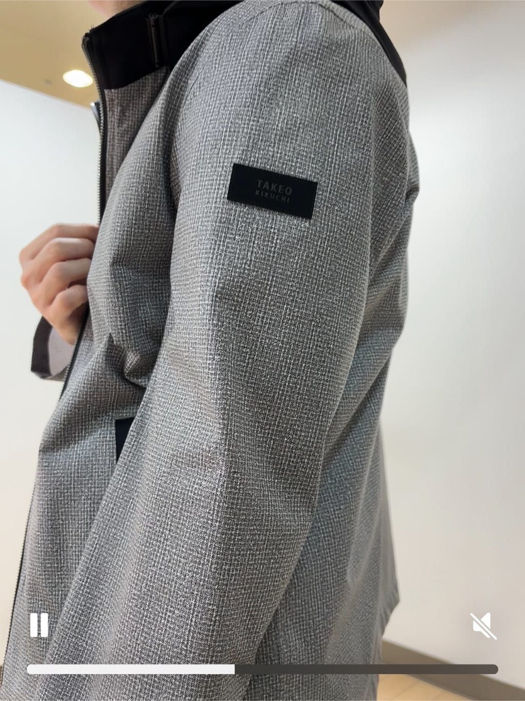 あきやまさんの「TAKEO KIKUCHI｜【モンスターストレッチ】日本製 ウォッシュド デニムパンツ」を使ったコーディネート