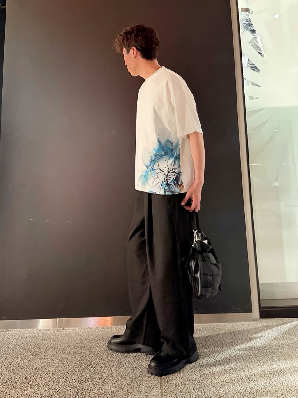 HARUさんの「tk.TAKEO KIKUCHI｜◆バブルアートフラワーTシャツ」を使ったコーディネート